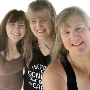 Meet your Posher, Louise